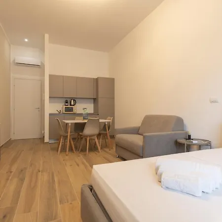 Apart Otel Hotiday Principi 3*